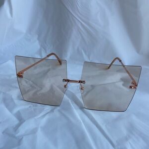 Women’s sunglasses